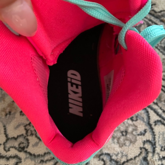 Nike women basketball shoes - Picture 4 of 5